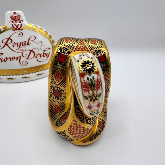 Royal Crown Derby Old Imari Snake paperweight. 2001 year of the Snake. - Picture 3 of 12
